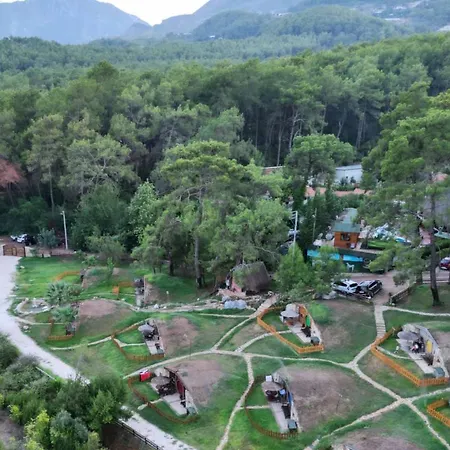 Village Relaxury 2* Olympos