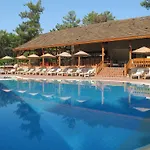 Hotel Village Relaxury 2*