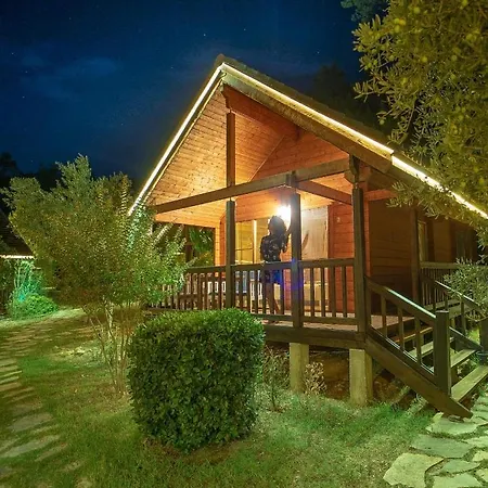 Village Relaxury Hotel