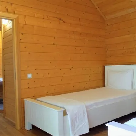 Village Relaxury Hotel