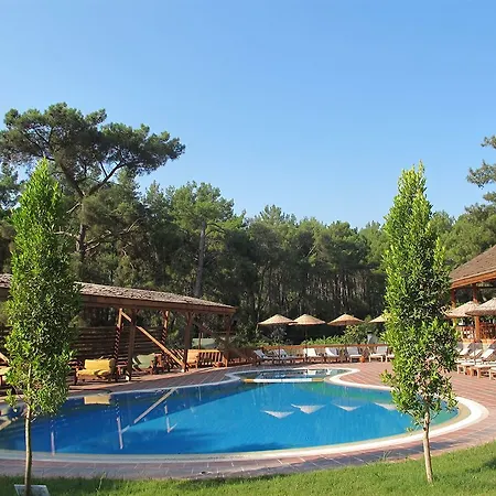 Hotel Village Relaxury 2*