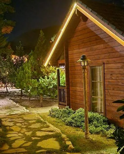 Village Relaxury Hotel 2*