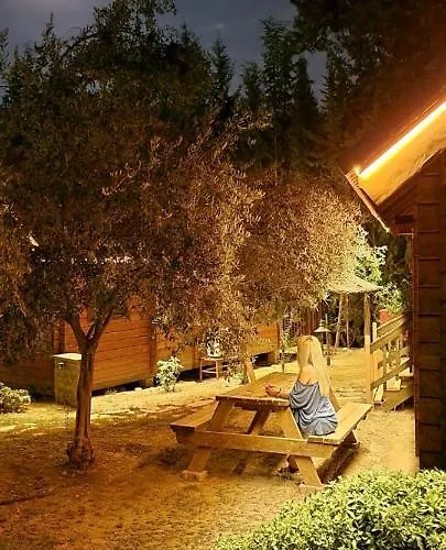 Village Relaxury Hotel 2*