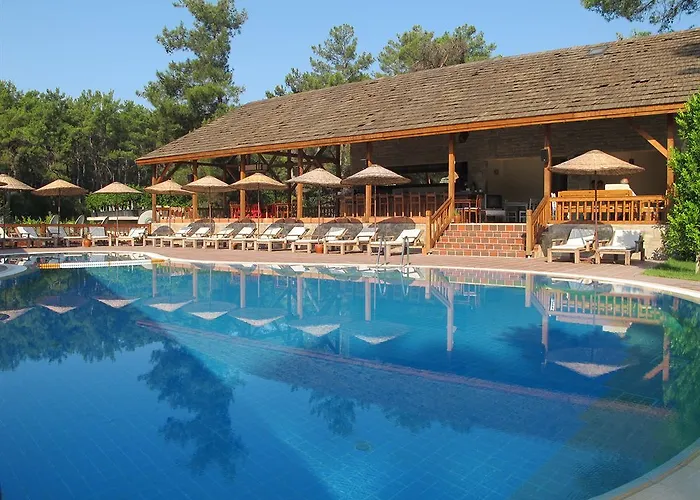 Hotel Village Relaxury 2*