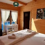 Village Relaxury Hotel